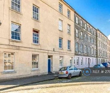 1 bedroom in a flat share to rent - Photo 5