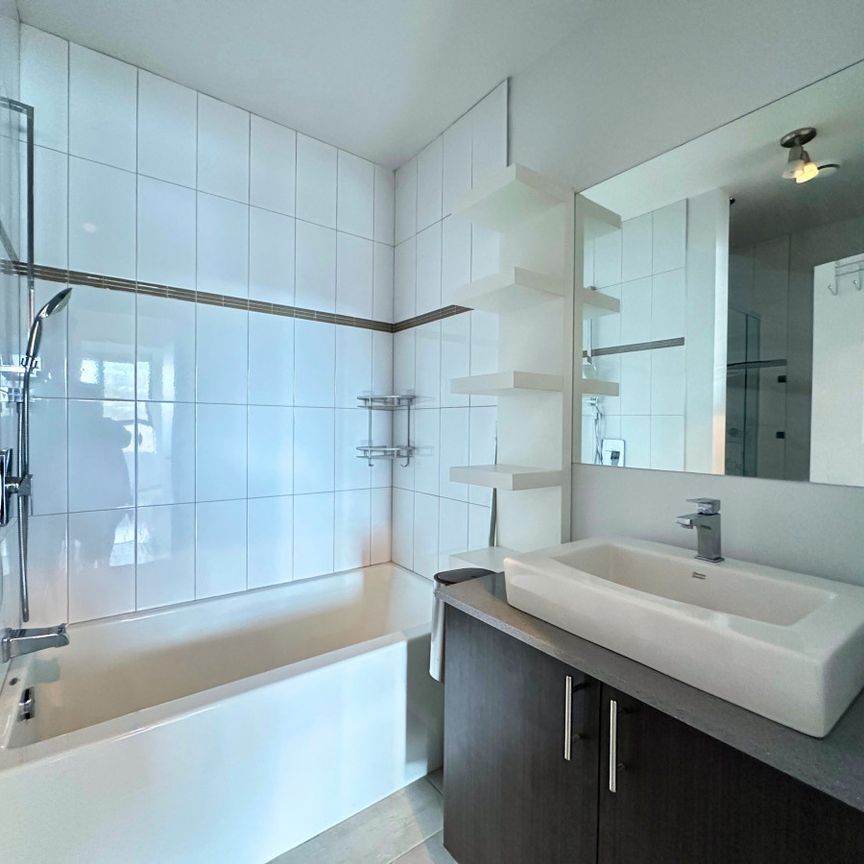 Penthouse moderne sur 2 niveaux avec terrasse – 3 chambres, 3 salles de bain ! - Photo 1