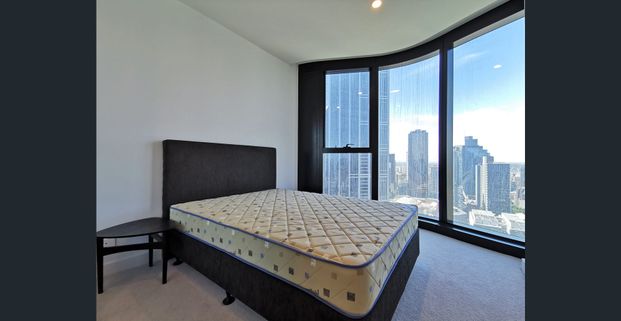 BEST VIEWLINES IN THE HEART OF CBD (FURNISHED) - Photo 1