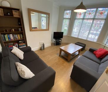 1 bedroom in a house share to rent - Photo 5