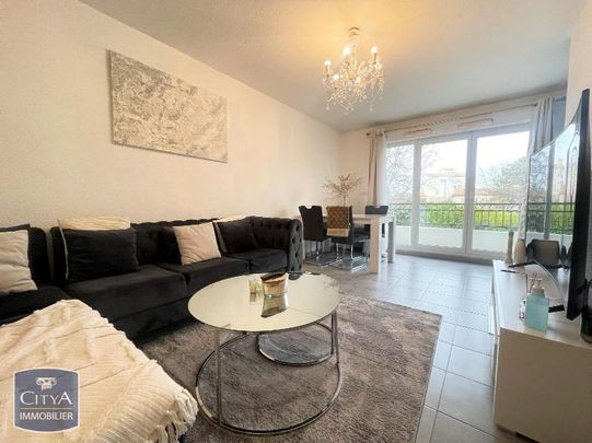 Location Appartement 2 pièces 42m² CHATEAURENARD 13160 - Photo 1