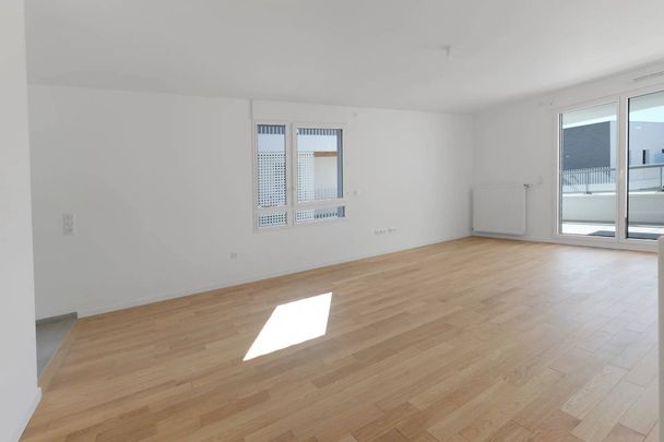 Rental Apartment Rueil-Malmaison Mont-Valérien - Photo 1