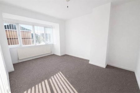 7 Rossdale Glen, Four Winds, Belfast, BT8 6XQ - Photo 2