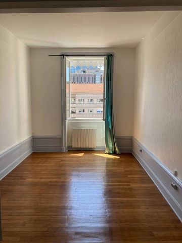 Location appartement Lyon 6e Arrondissement 69006 3 pièces 82.17 m² - Photo 4