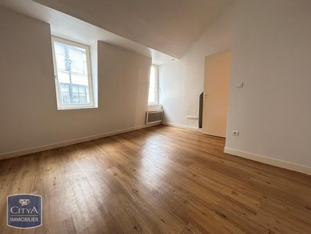 Location Appartement 4 pièces 110m² BOURGES 18000 - Photo 5