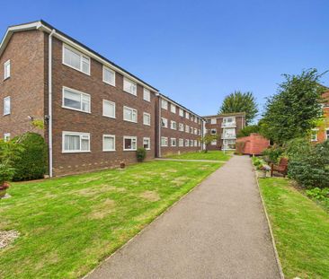 3 bedroom flat to rent - Photo 2