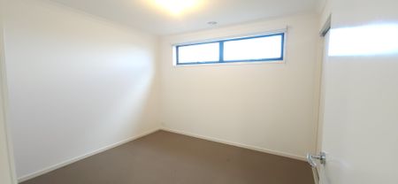 22 Keats Street, Officer VIC 3809 - House For Rent | Domain - Photo 3