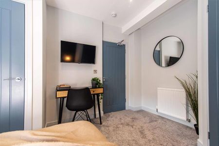 1 bedroom in a house share to rent - Photo 4