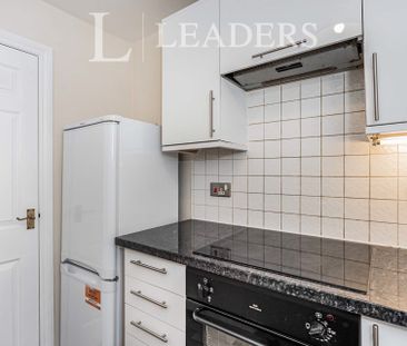 2 bedroom apartment to rent Harlands House, Harlands Road, Haywards... - Photo 6