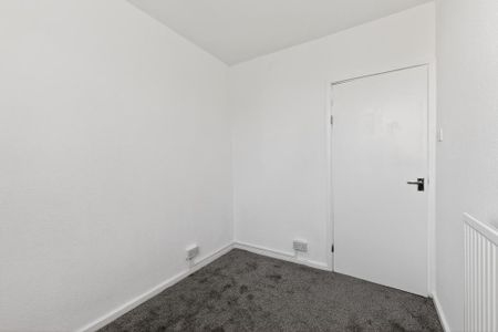 3 bedroom maisonette to rent - Photo 3