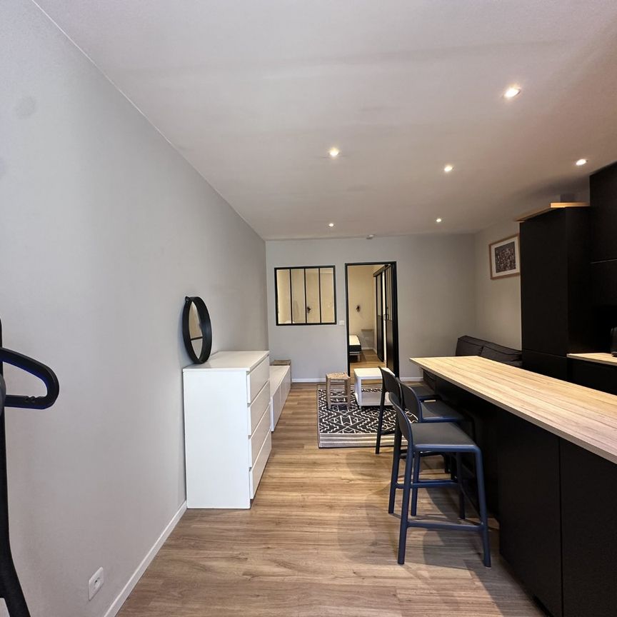Location Appartement 1 pièce 35m² MONTPELLIER 34000 - Photo 1