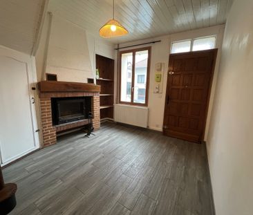 CHARMANTE MAISON AMIÉNOISE AVEC COURETTE - QUARTIER MONTIERES - Photo 2