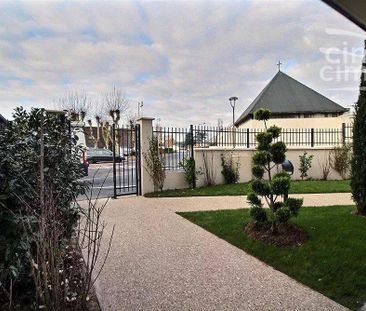 A LOUER, Courcouronnes, T3 récent R+1 - 56m² + balcon + parking dou... - Photo 6