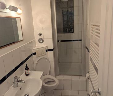 Wohnung auf St.Pauli neue Küche,Dusche,sanierter Altbau Traumlage - Photo 1
