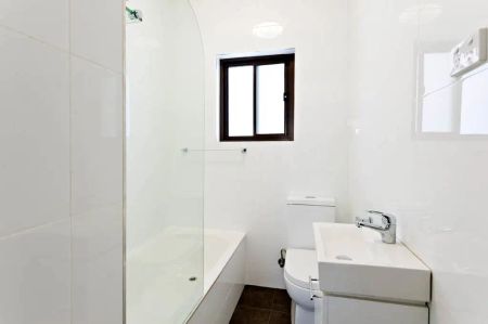 “Two Bedroom Apartment in a Secure Boutique Block” - Photo 5