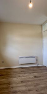 St. Clares Gardens - Photo 3