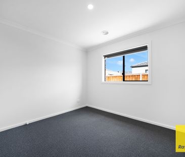 Brand New Dream Home in the Heart of Tarneit! - Photo 3