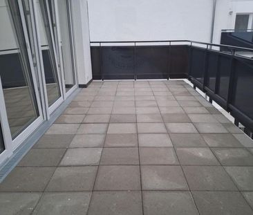 Moderne 3-Raum Wohnung mit Dachterrasse! - Foto 4