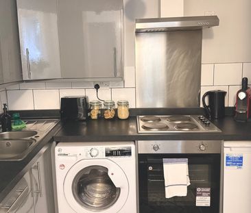 1 Bed Flat, Edgware Road, W2 - Photo 5