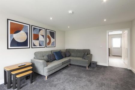 10 Belmont Hall Drive, Antrim, BT41 1FB - Photo 3