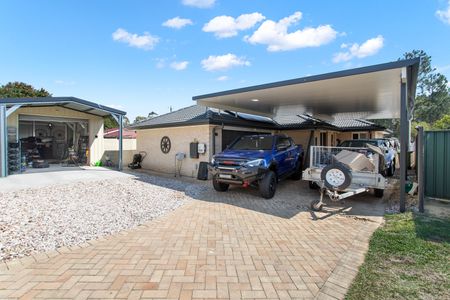 5 Candle Crescent, Caboolture QLD 4510 - House For Rent - $800 | Domain - Photo 4