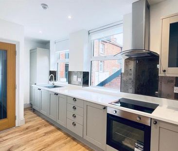 2 bedroom apartment to rent - Photo 5