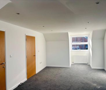 2 bedroom apartment to rent Winchester Road, Bishops Waltham, South... - Photo 1