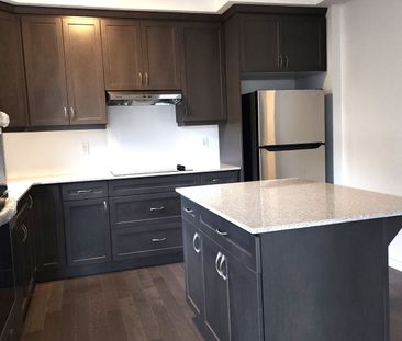 For Lease - 1261 Court Leigh Trail, Oakville, Ontario - Photo 3