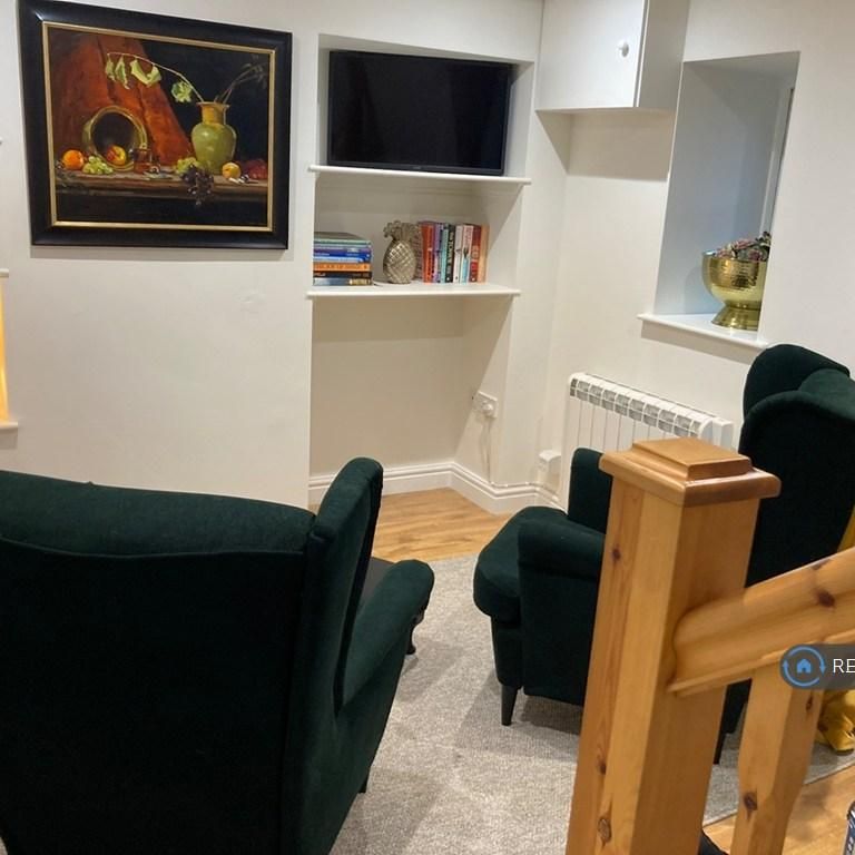 1 bedroom detached house to rent - Photo 1