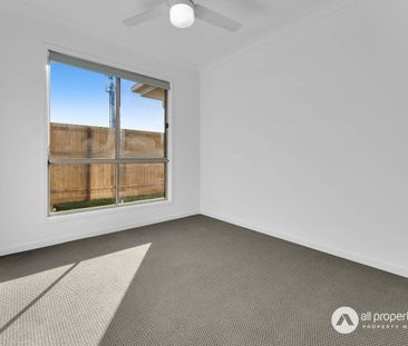 A STUNNING 3-BEDROOM HOME, ALL FOR YOU - Photo 3