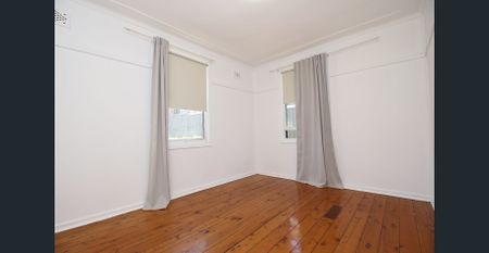 Three Bedroom Family Home In A Convenient Location - Photo 5