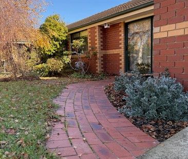 Langwarrin - Photo 1