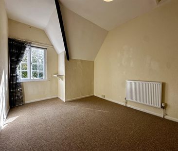 High Street, Avebury, SN8 - Photo 3