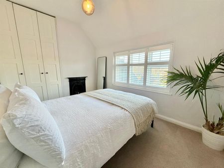 Lawrence Road, Altrincham - Photo 3