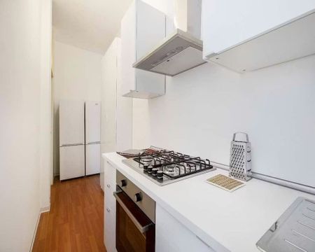 Via Cosimo del Fante, Milan, Lombardy 20122 - Photo 2