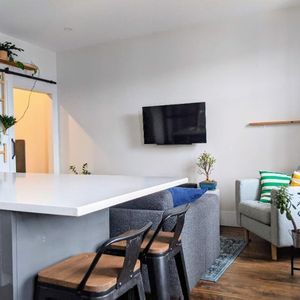 2 CH - 1 SDB - Montréal - $1,615 /mo - Photo 2