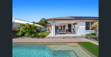 PELICAN WATERS PARADISE! - Photo 4