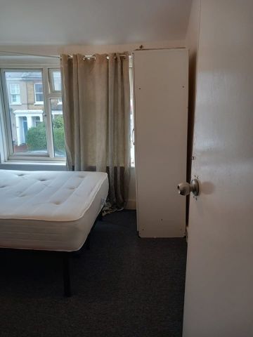 Room in a Shared House, Bensham Lane, CR7 - Photo 3