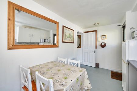 3 bedroom apartment to rent - Photo 4