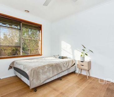 FAMILY HOME - Photo 3