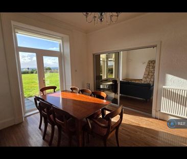 4 bedroom semi-detached house to rent - Photo 3