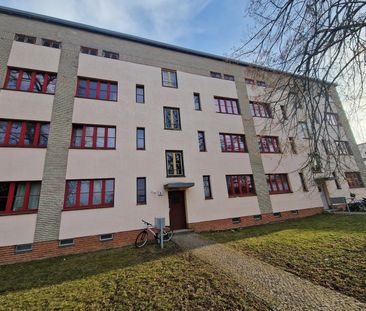 Zwei Zimmer zum wohlfühlen - Tageslichtbad inklusive! - Foto 4