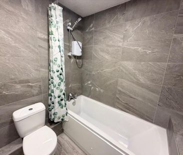 2 bedroom semi-detached house to rent - Photo 6