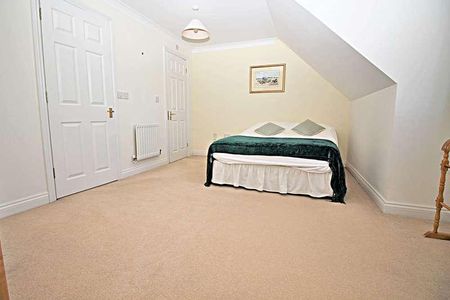 Campion Road, Hatfield, AL10 - Photo 2