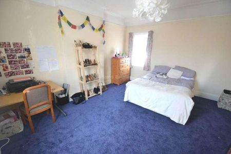 College Road, Reading, RG6 - Photo 5