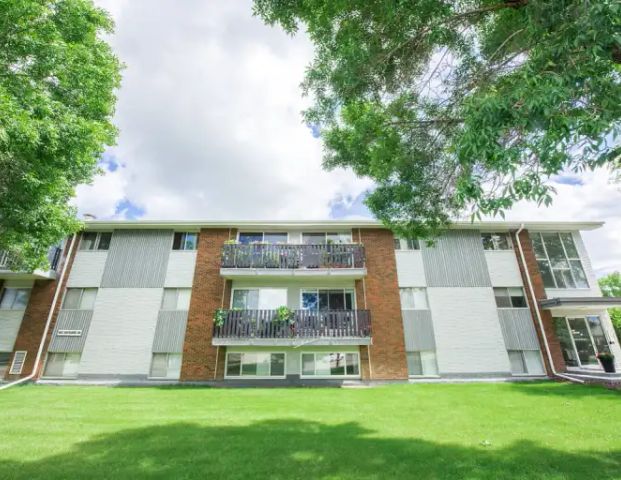 Sherwood Arms | 1602 Sherwood Drive, Sherwood Park - Photo 1