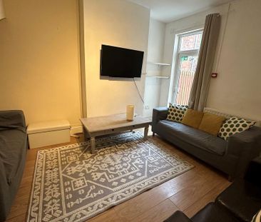 5 bedroom house to rent - Photo 1