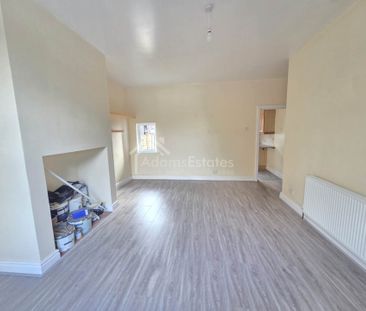 Price £850 pcm - Available Now - Unfurnished - Photo 1