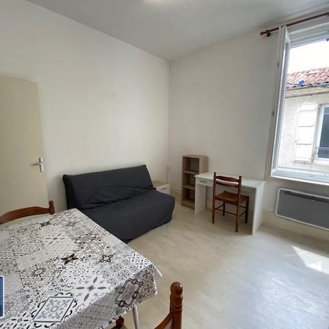 Location Appartement 1 pièce 15m² AGEN 47000 - Photo 1