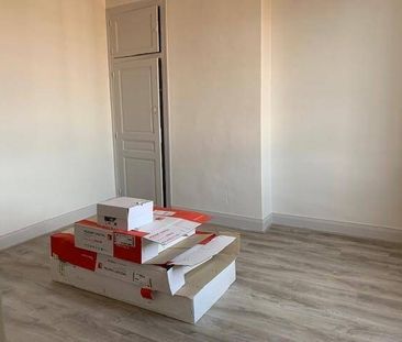 Location appartement rénové 2 pièces 49.34 m² à Romans-sur-Isère (2... - Photo 1